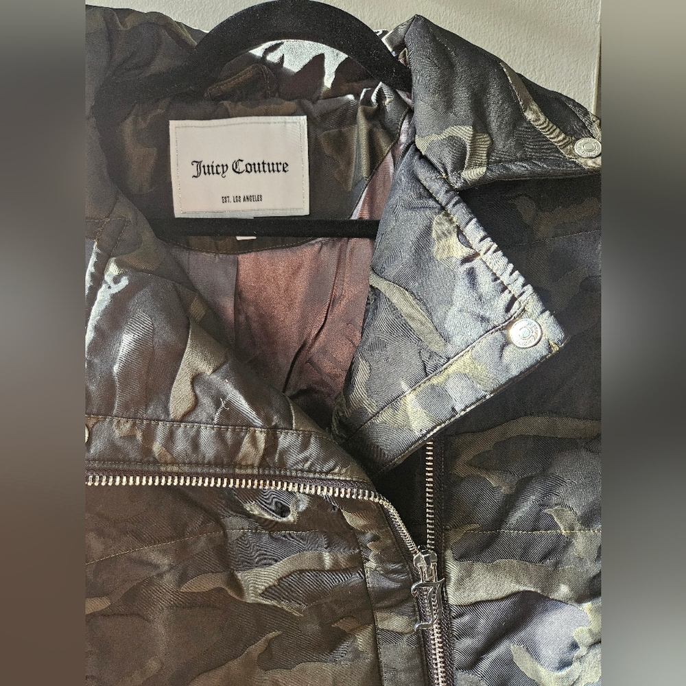 Juicy Couture Womens Camo Puffer Moto Jacket - M - Picture 8 of 8